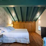 Casa Luca De Tena *