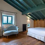 Casa Luca De Tena