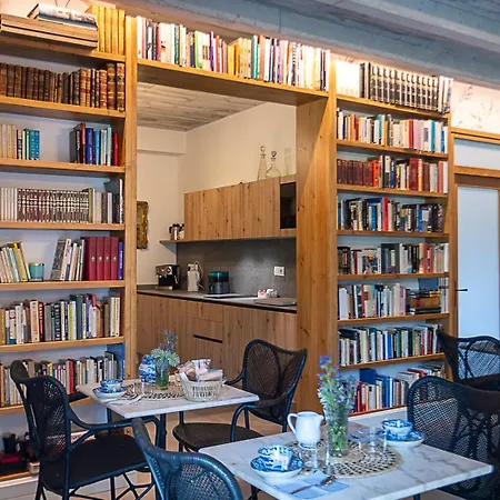 Casa Luca De Tena Hotel *