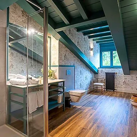 Casa Luca De Tena Hotel *